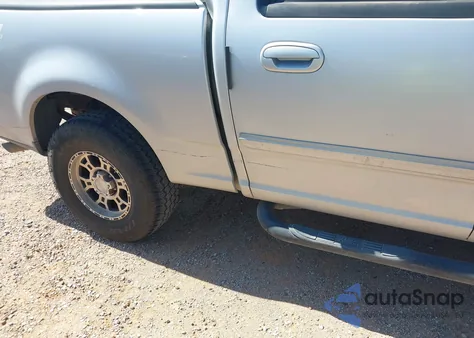 2003 Ford F-150 Lariat/Xlt from USA, damaged, VIN 1FTRW07663KB83719